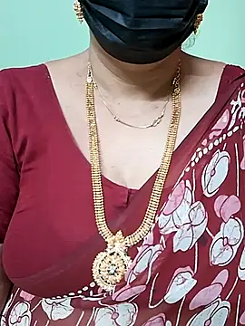 Snapshot of ananya956 chatting on 03.14.25 ananya956 online show from 03.14.25