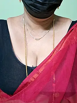 Snapshot of ananya956 chatting on 03.16.25 ananya956 online show from 03.16.25