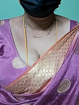 Snapshot of ananya956 chatting on 03.19.25 ananya956 online show from 03.19.25