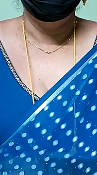 Snapshot of ananya956 chatting on 03.21.25 ananya956 online show from 03.21.25