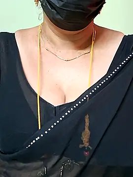 Snapshot of ananya956 chatting on 03.22.25 ananya956 online show from 03.22.25
