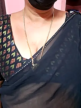 Snapshot of ananya956 chatting on 09.09.25 ananya956 online show from 09.09.25