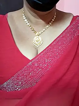 Snapshot of ananya956 chatting on 09.12.25 ananya956 online show from 09.12.25