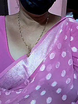 Snapshot of ananya956 chatting on 10.13.25 ananya956 online show from 10.13.25