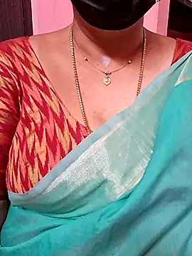 Snapshot of ananya956 chatting on 10.25.25 ananya956 online show from 10.25.25