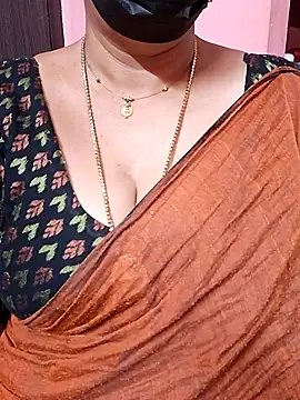 Snapshot of ananya956 chatting on 10.26.25 ananya956 online show from 10.26.25