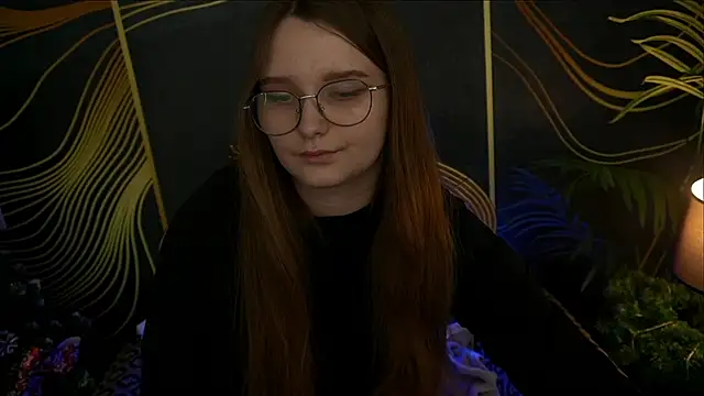 Snapshot of MagicPeachh_ chatting on 01.14.25 MagicPeachh online show from 01.14.25