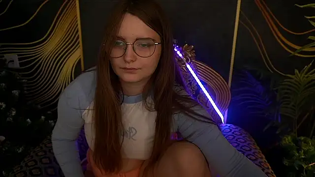 Snapshot of MagicPeachh_ chatting on 01.20.25 MagicPeachh online show from 01.20.25