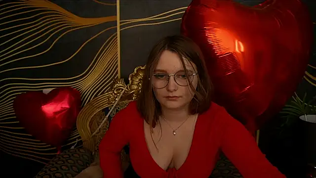 Snapshot of MagicPeachh_ chatting on 02.26.25 MagicPeachh online show from 02.26.25