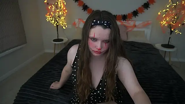 MagicPeachh  online show from 10.17.25