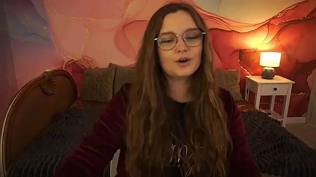 MagicPeachh  online show from 11.11.25