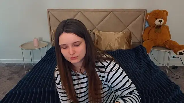 MagicPeachh  online show from 05.01.26