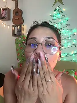 Snapshot of Ramona_Flower chatting on 12.24.24 Ramona Flower online show from 12.24.24