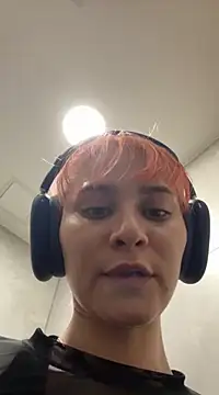 Snapshot of Ramona_Flower chatting on 01.31.25 Ramona Flower online show from 01.31.25