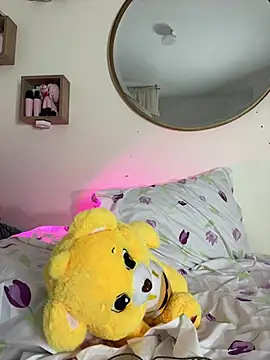 Snapshot of Ramona_Flower chatting on 02.23.25 Ramona Flower online show from 02.23.25