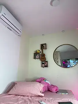 Snapshot of Ramona_Flower chatting on 03.16.25 Ramona Flower online show from 03.16.25