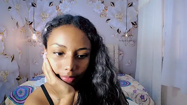 Snapshot of jasmin_brunette_ chatting on 12.21.24 jasmin brunette  online show from 12.21.24