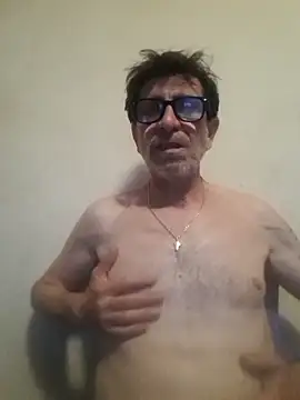 Snapshot of felice66 chatting on 05.19.26 felice66 online show from 05.19.26