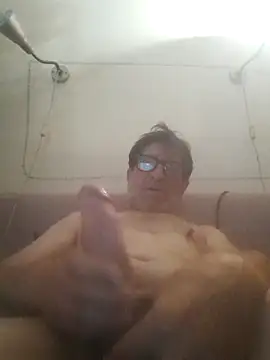 Snapshot of felice66 chatting on 05.27.26 felice66 online show from 05.27.26