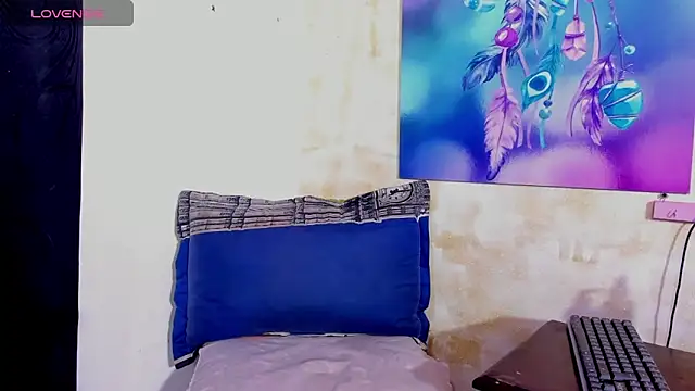 Lauren Hills069 online show from 03.13.26