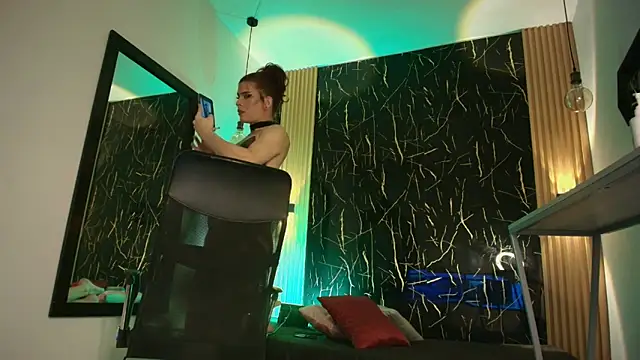 Bella salvatore online show from 03.06.26