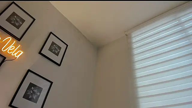 Annie Velas  online show from 02.17.26