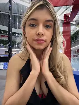 Snapshot of carolina__star chatting on 12.15.24 carolina star online show from 12.15.24