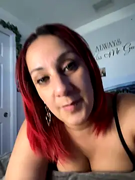 DeeLight124 online show from 10.12.25