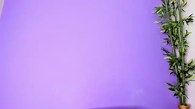 Snapshot of scarlet-jonesx chatting on 01.02.25 scarlet-jonesx online show from 01.02.25
