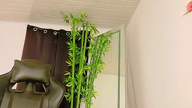 scarlet-jonesx online show from 11.29.25