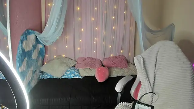 SheryLee online show from 12.17.24