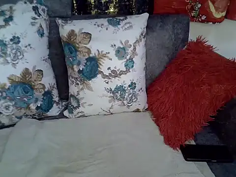 Snapshot of Hot-zeenah chatting on 01.03.25 Hot-zeenah online show from 01.03.25