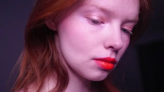 ginger hugs online show from 12.25.24