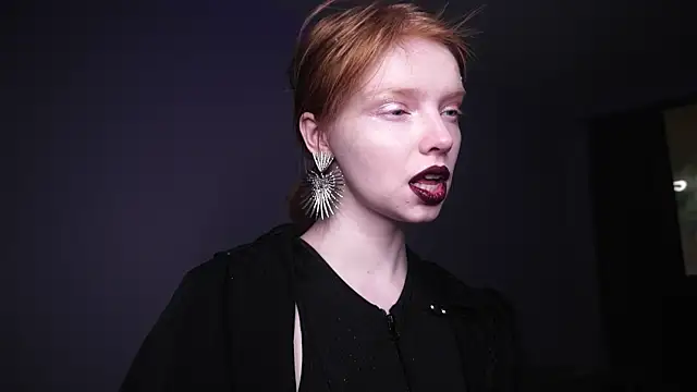 ginger hugs online show from 12.28.24