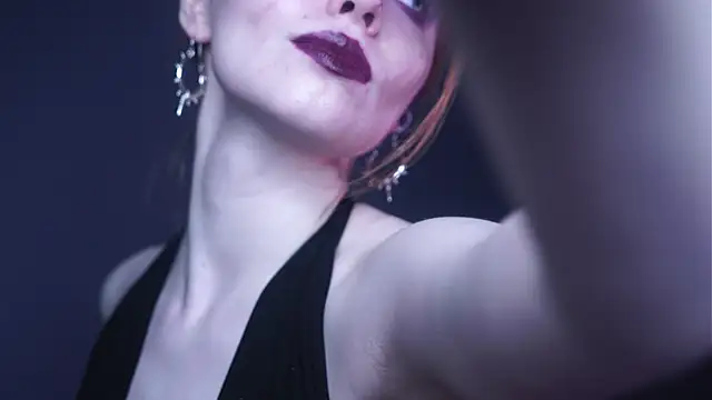 ginger hugs online show from 02.09.25