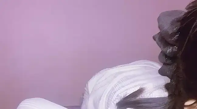 Yenzhing online show from 12.19.24