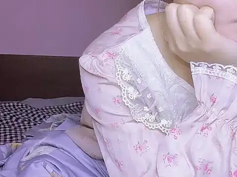 Yenzhing online show from 02.12.25
