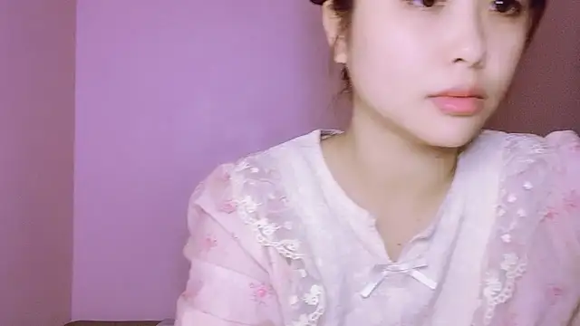 Yenzhing online show from 02.17.25
