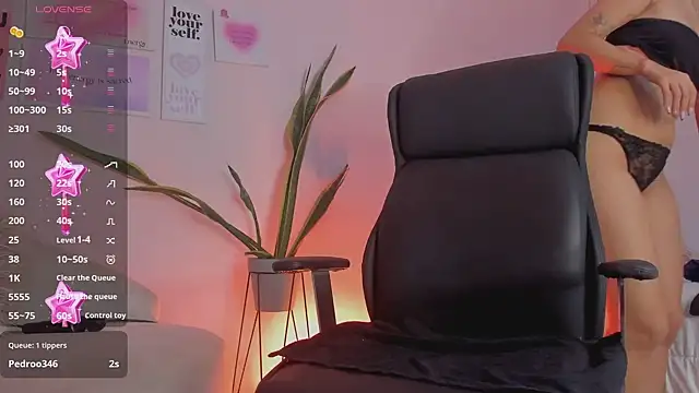MissSussy online show from 12.31.24