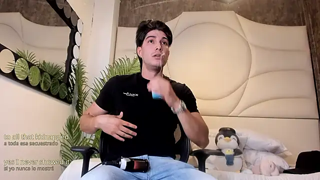 Snapshot of Karimferrer chatting on 02.26.26 Karimferrer online show from 02.26.26