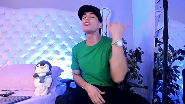 Snapshot of Karimferrer chatting on 02.27.26 Karimferrer online show from 02.27.26