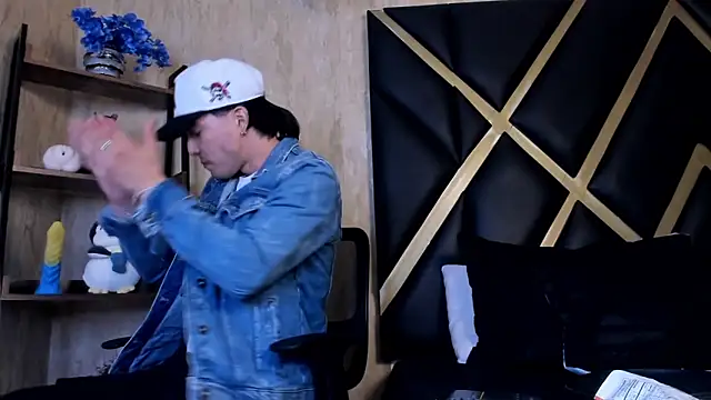 Snapshot of Karimferrer chatting on 03.16.26 Karimferrer online show from 03.16.26