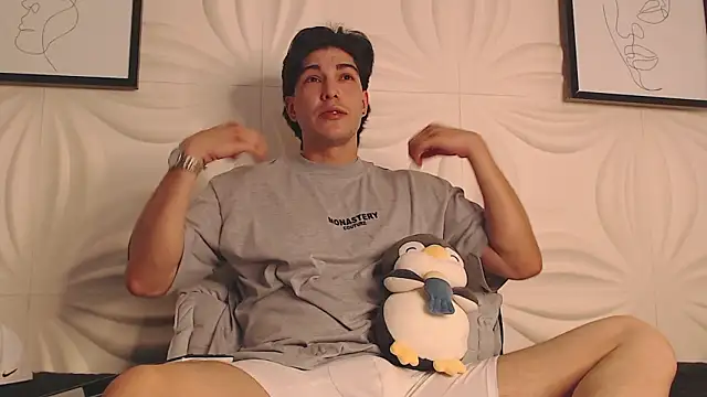 Snapshot of Karimferrer chatting on 03.20.26 Karimferrer online show from 03.20.26