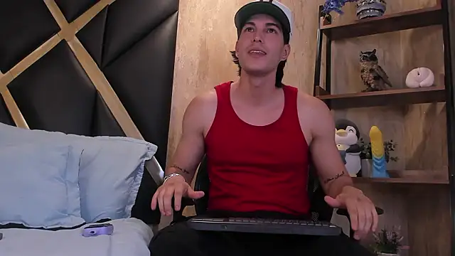 Snapshot of Karimferrer chatting on 03.23.26 Karimferrer online show from 03.23.26