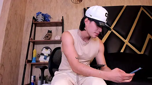 Snapshot of Karimferrer chatting on 04.10.26 Karimferrer online show from 04.10.26