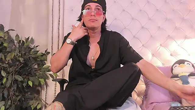 Karimferrer online show from 05.09.26