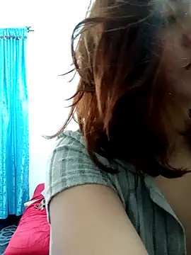 LisbethMoore  online show from 02.05.25