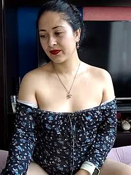 LisbethMoore  online show from 03.12.26