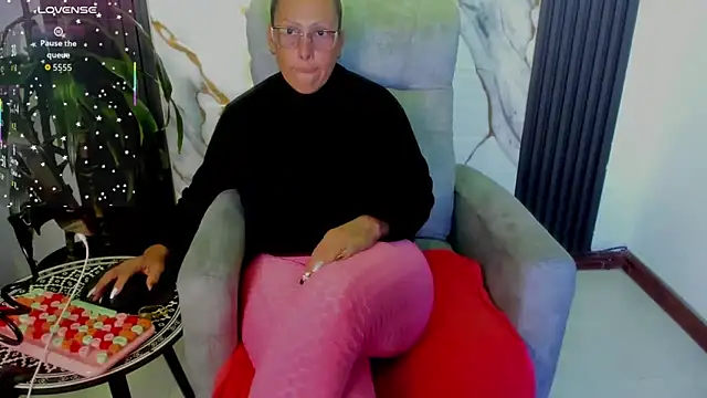 Snapshot of BrendaSex_Hot chatting on 02.09.26 BrendaSex Hot online show from 02.09.26