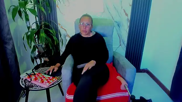 Snapshot of BrendaSex_Hot chatting on 02.10.26 BrendaSex Hot online show from 02.10.26